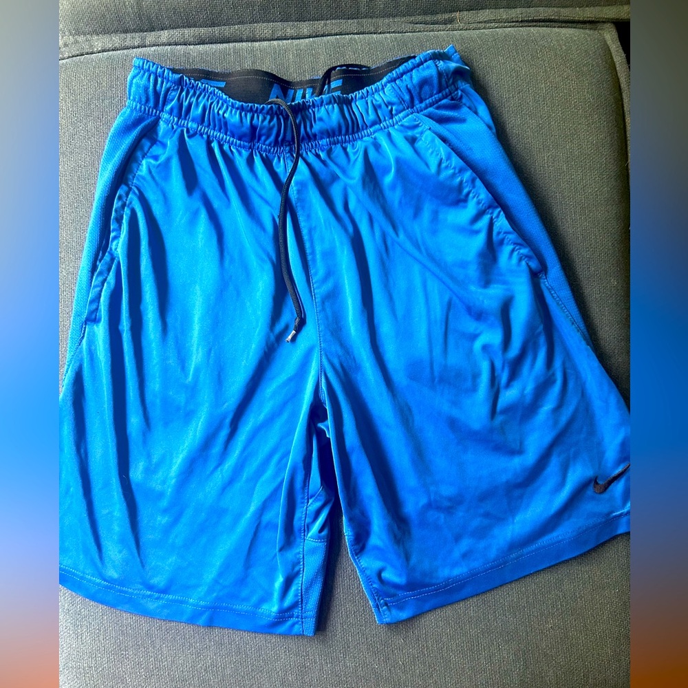 Men’s Nike size S Blue athletic shorts